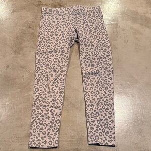 Chic Leopard Print Kids Leggings